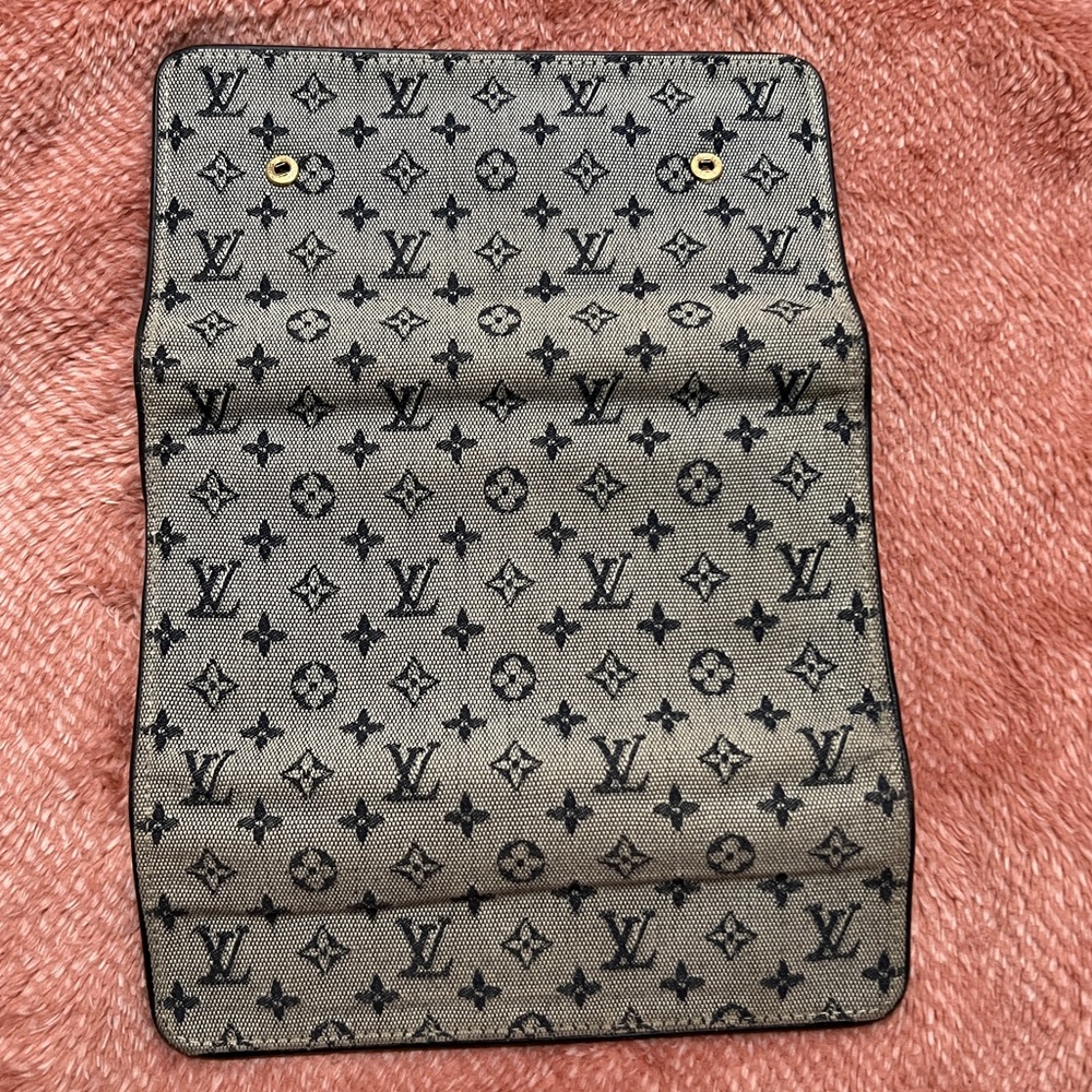 Louis Vuitton Monogram MIni Lin Canvas Porte Tresor International Wallet - Picture 10 of 11